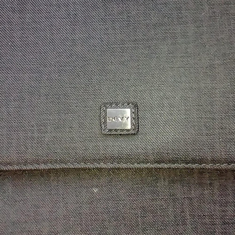 Devy Crossbody - Picture 3 of 10